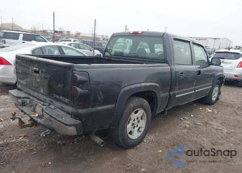 2005 Chevrolet Silverado 1500 Ls z USA, uszkodzony, nr VIN 2GCEC13T651129848